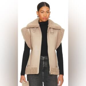 Apparis Jay Vest